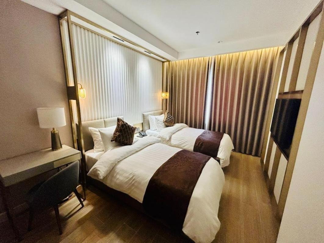 Uma Hotel And Residences Naga  Rom bilde