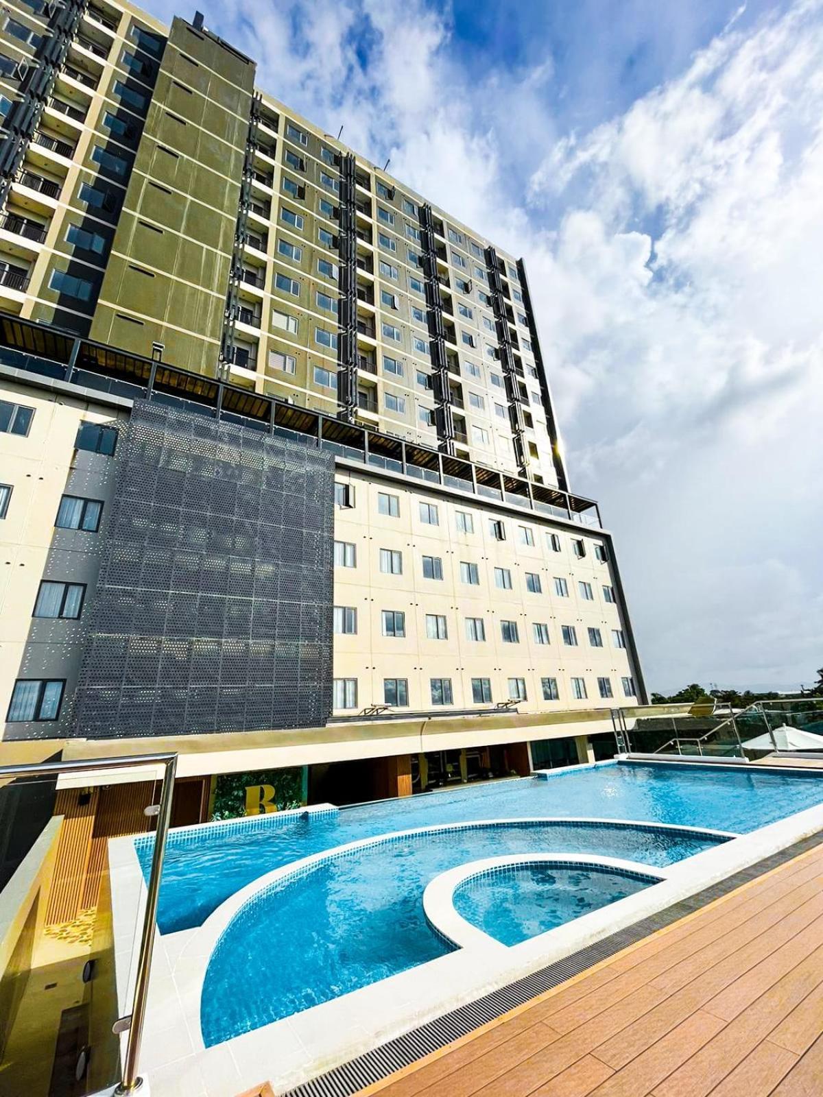 Uma Hotel And Residences Naga  Eksteriør bilde